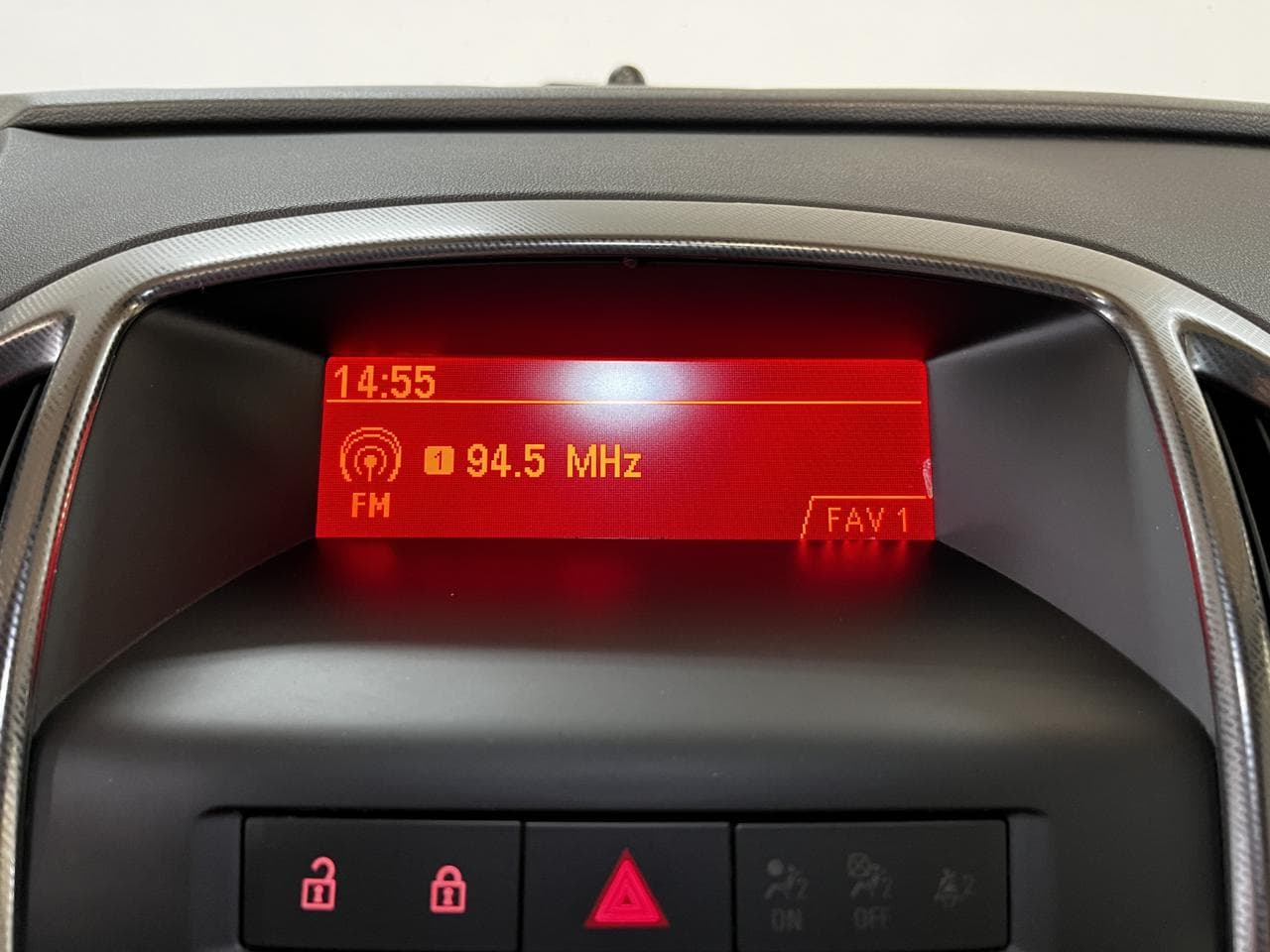 2011 Opel ASTRA - 11