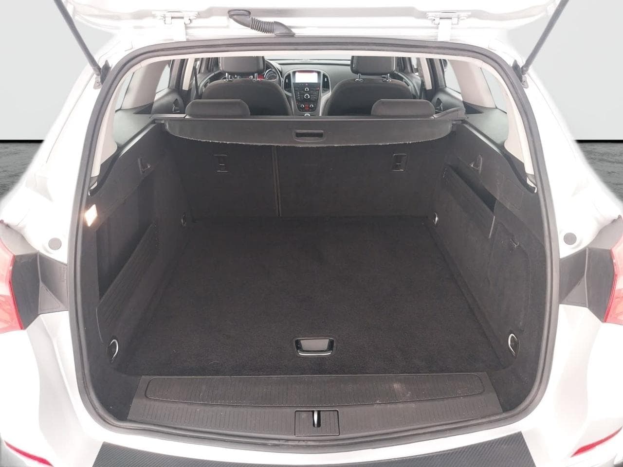 2014 Opel ASTRA - 20