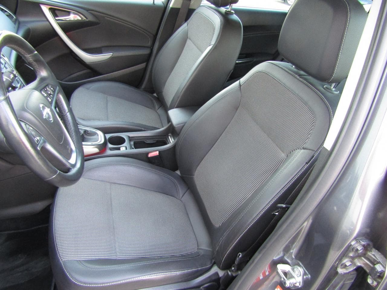 2011 Opel ASTRA - 9