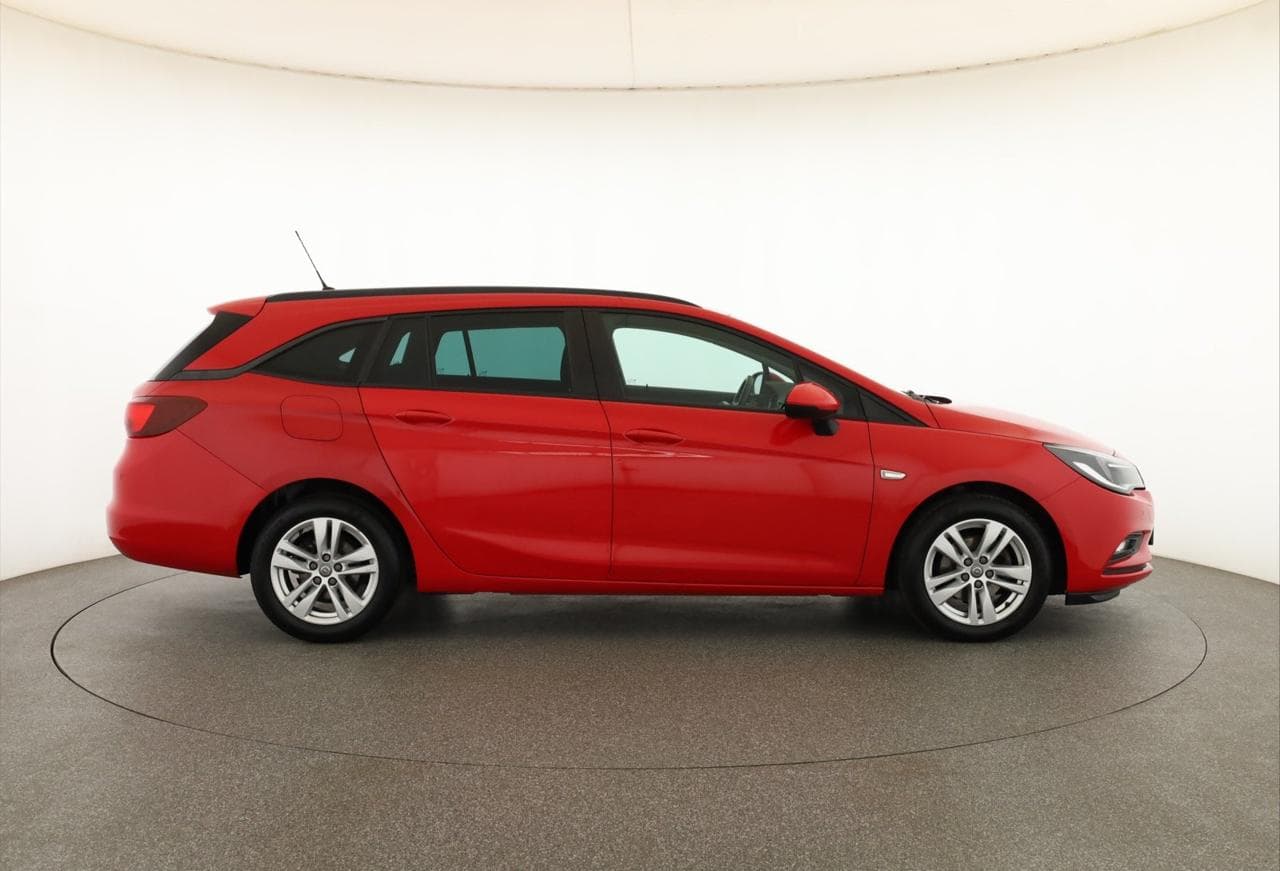 2018 Opel ASTRA - 8