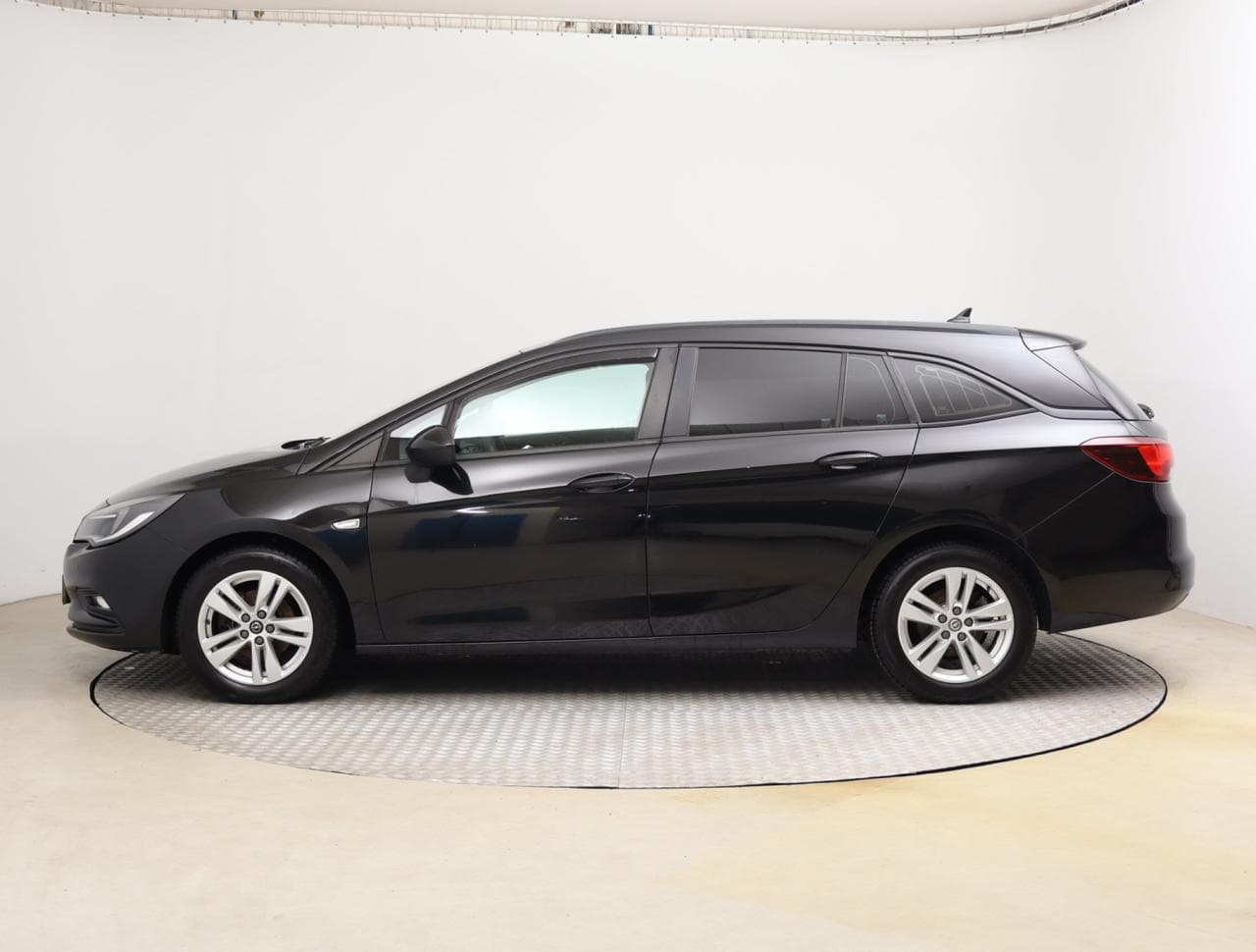 2019 Opel ASTRA - 4