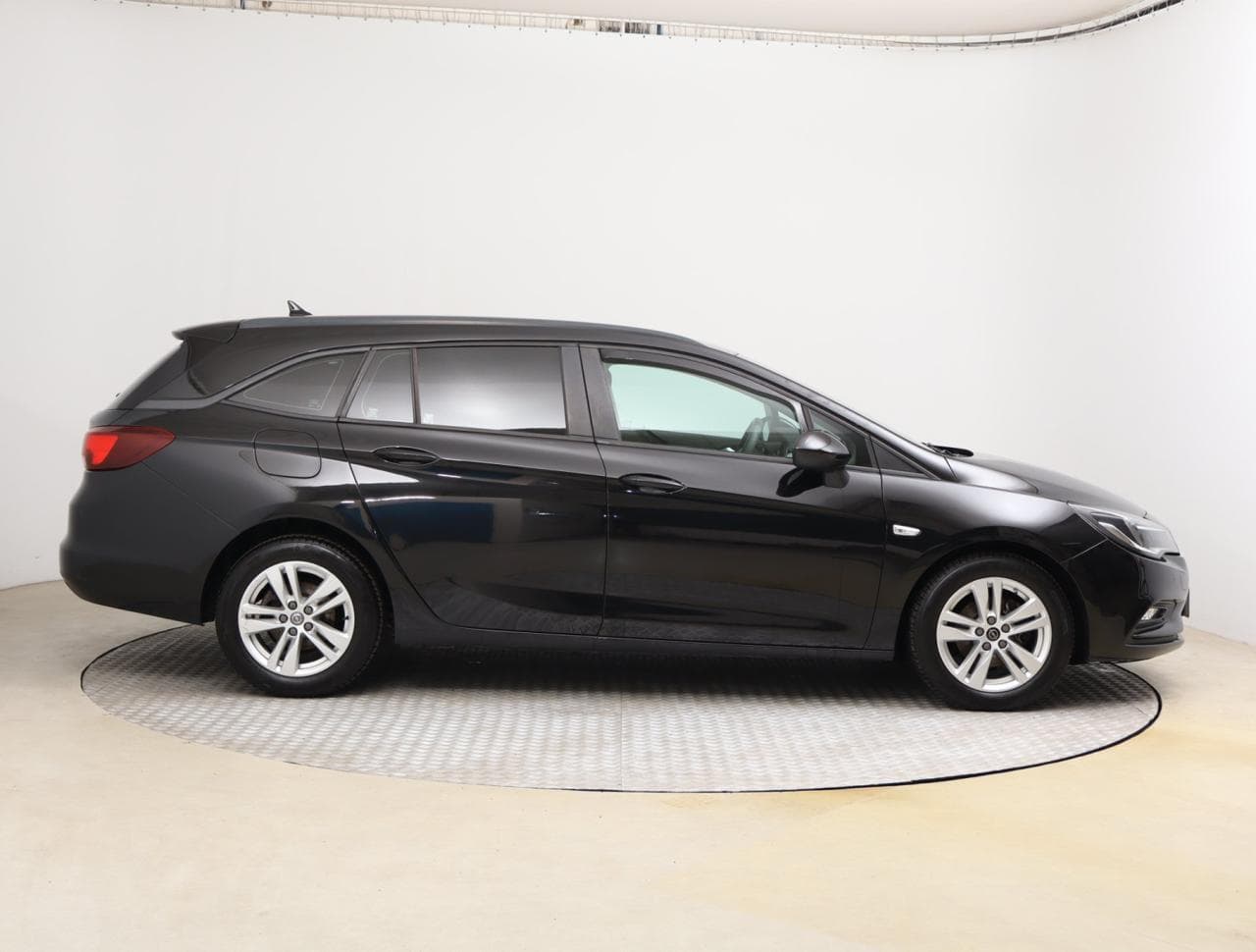 2019 Opel ASTRA - 8