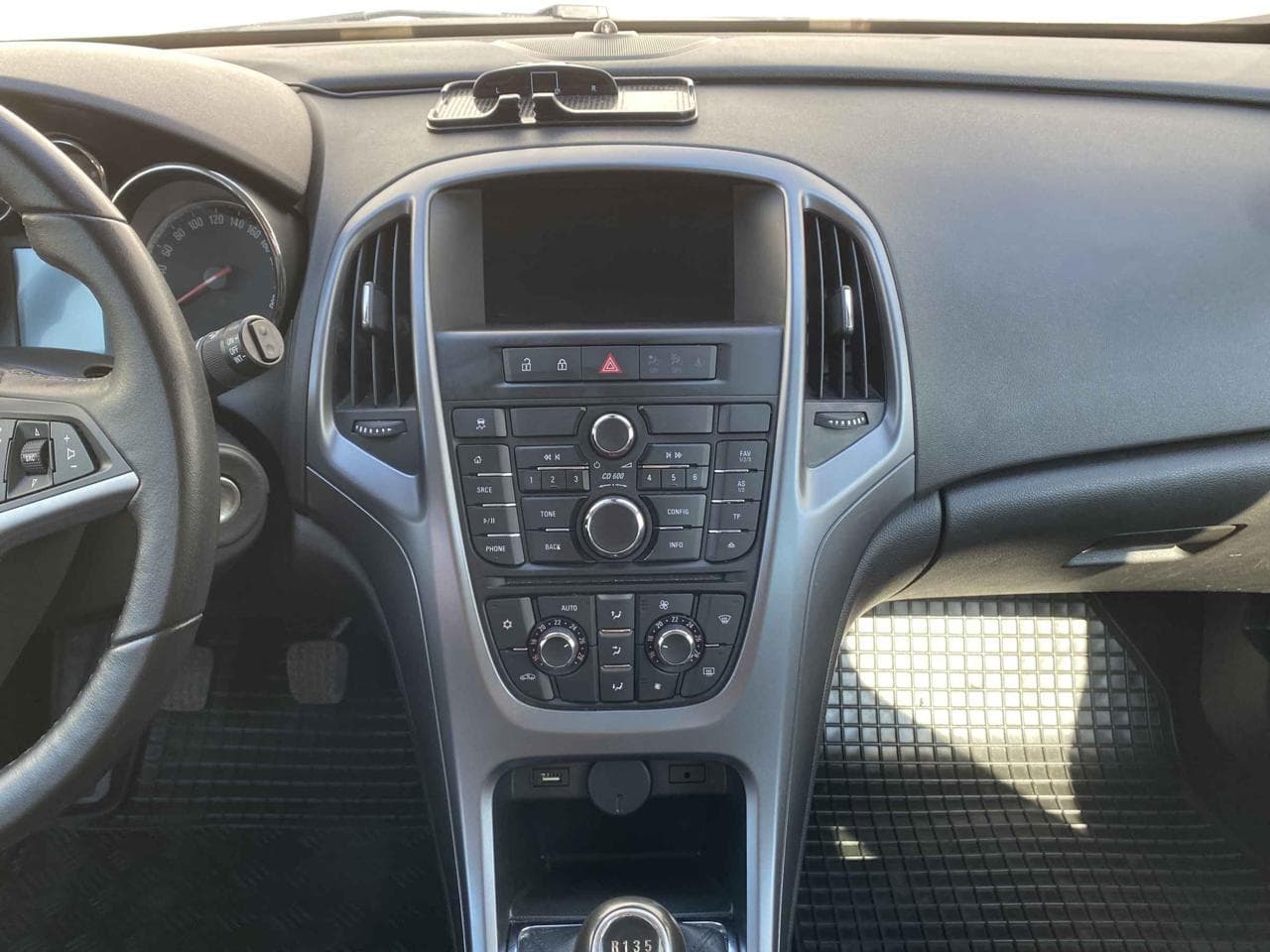 2015 Opel ASTRA - 12