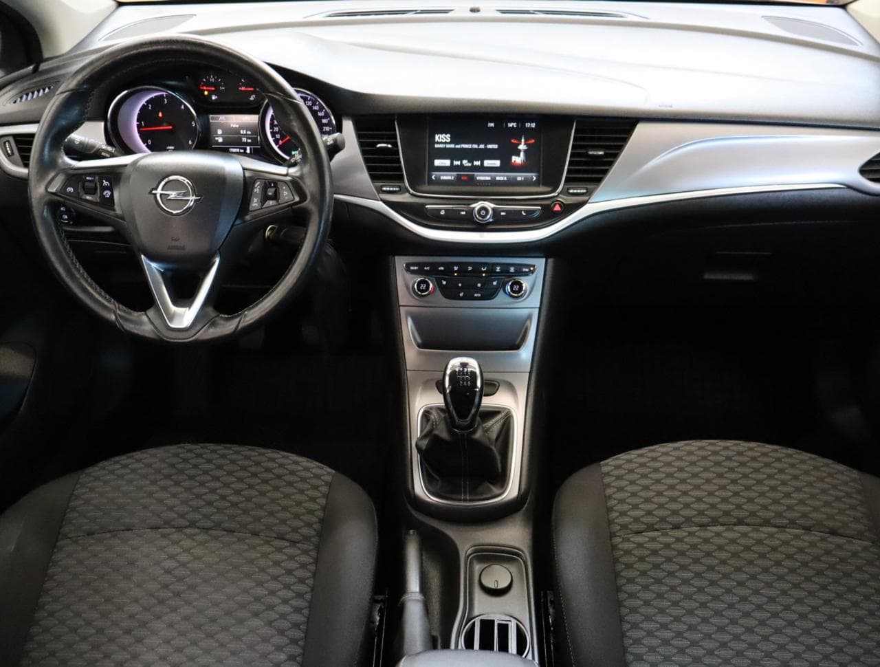 2017 Opel ASTRA - 10