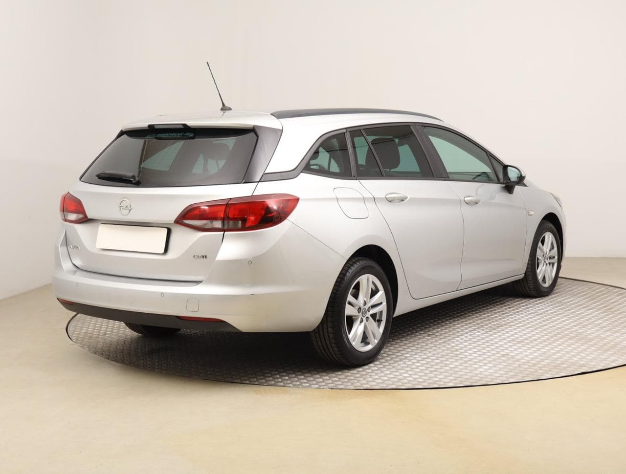 2017 Opel ASTRA - 7