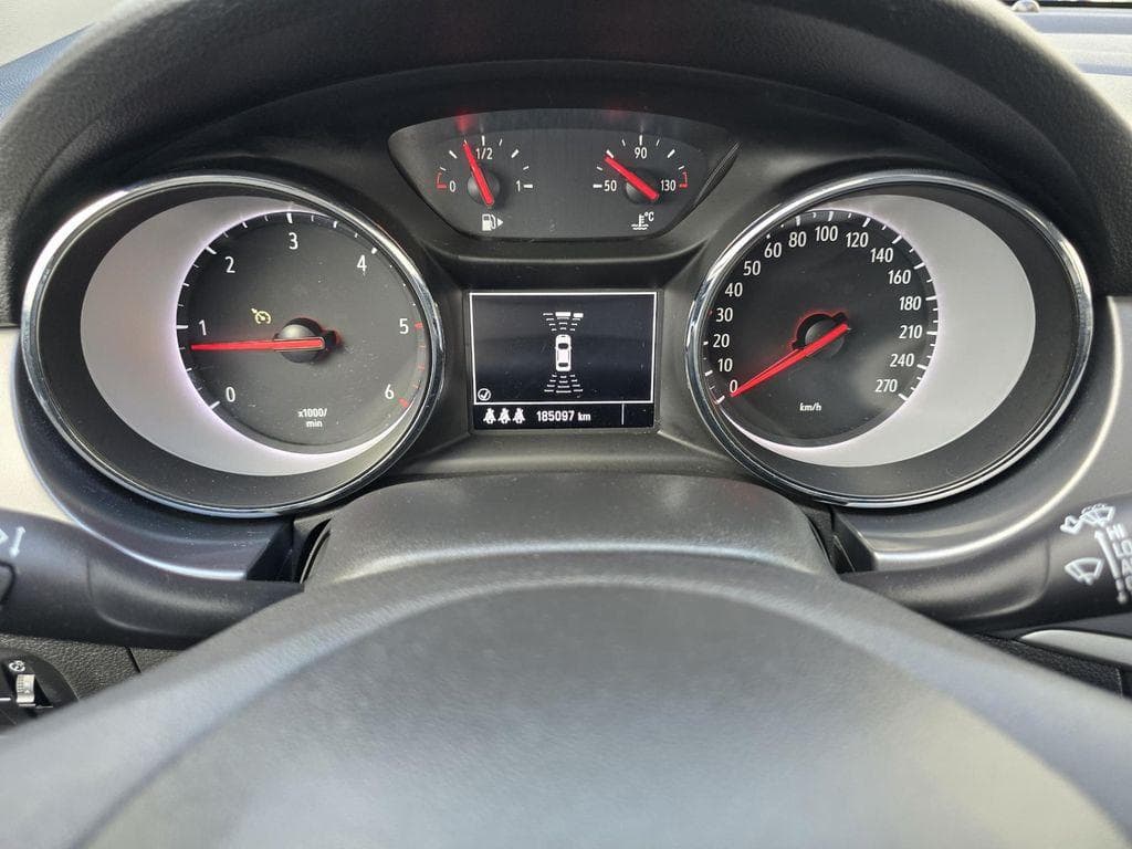 2018 Opel ASTRA - 19