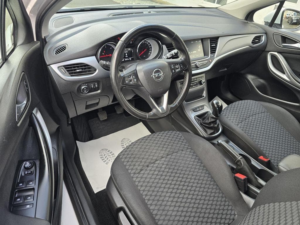 2018 Opel ASTRA - 9