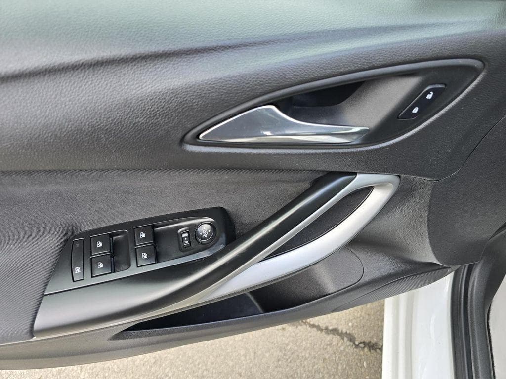 2018 Opel ASTRA - 16