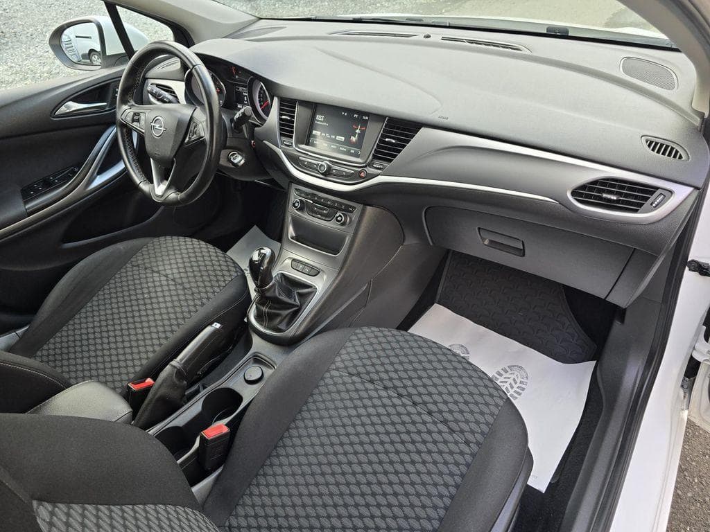 2018 Opel ASTRA - 10