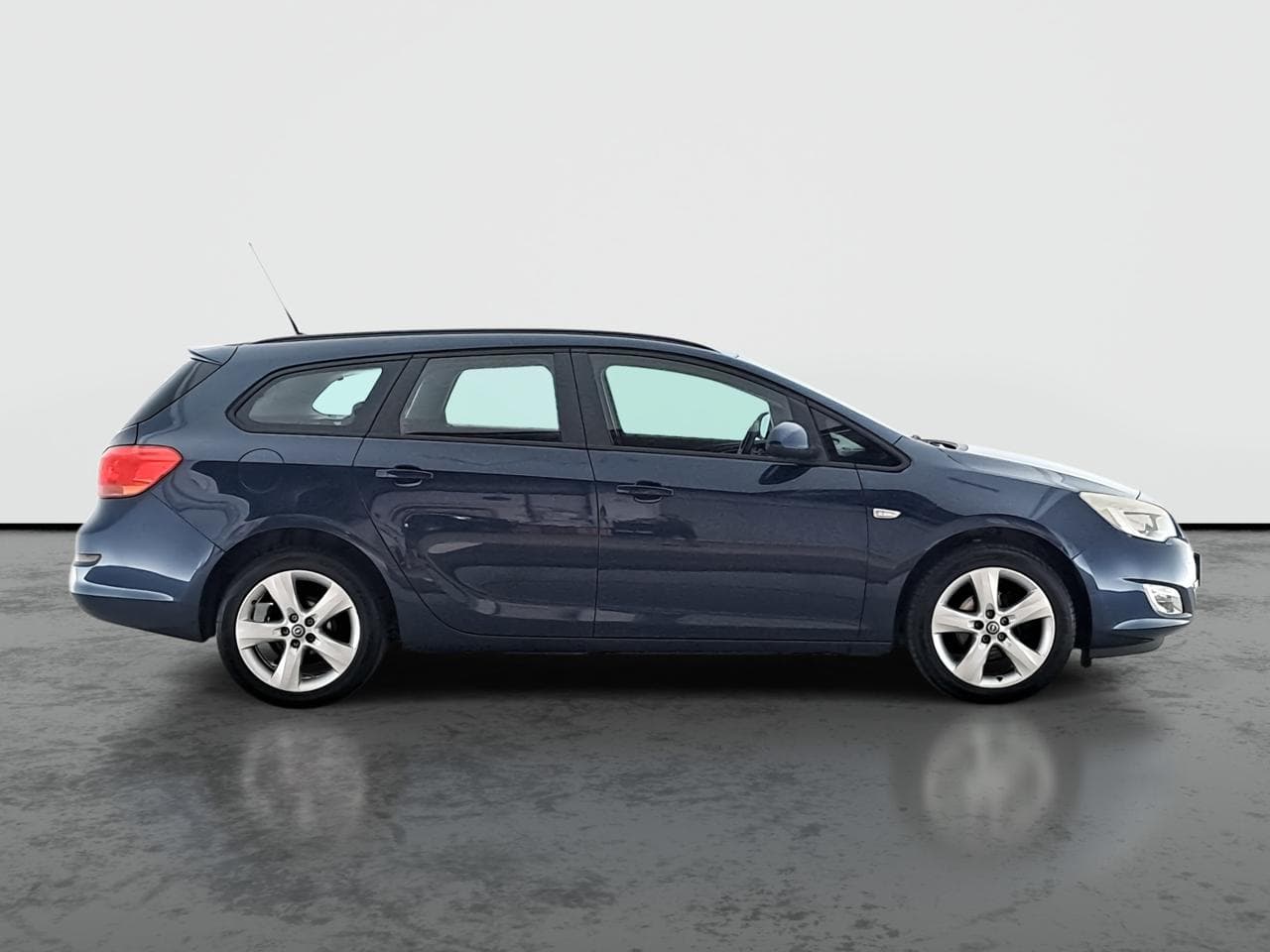 2011 Opel ASTRA - 8
