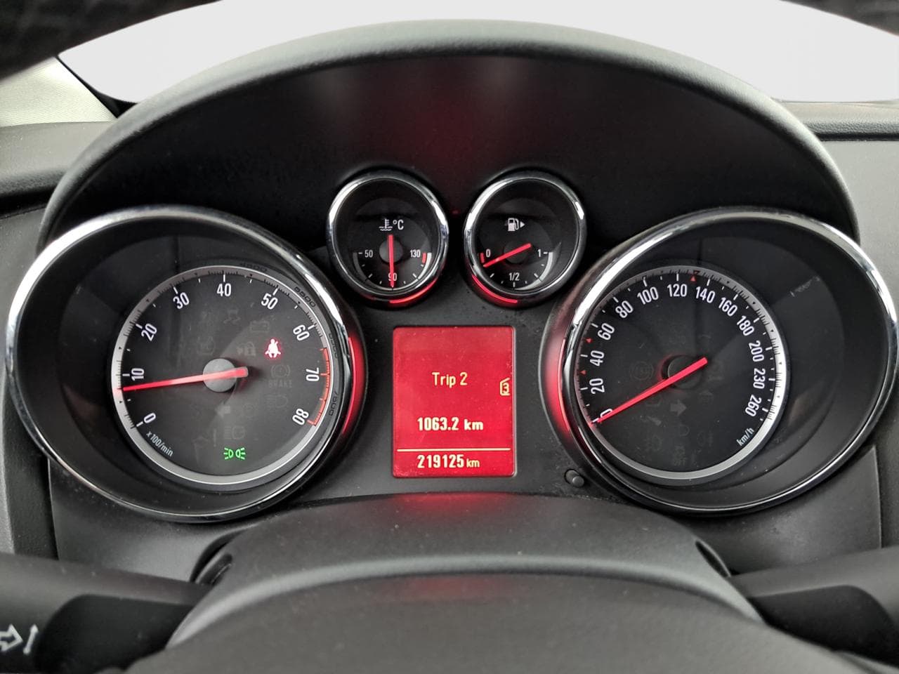 2011 Opel ASTRA - 17
