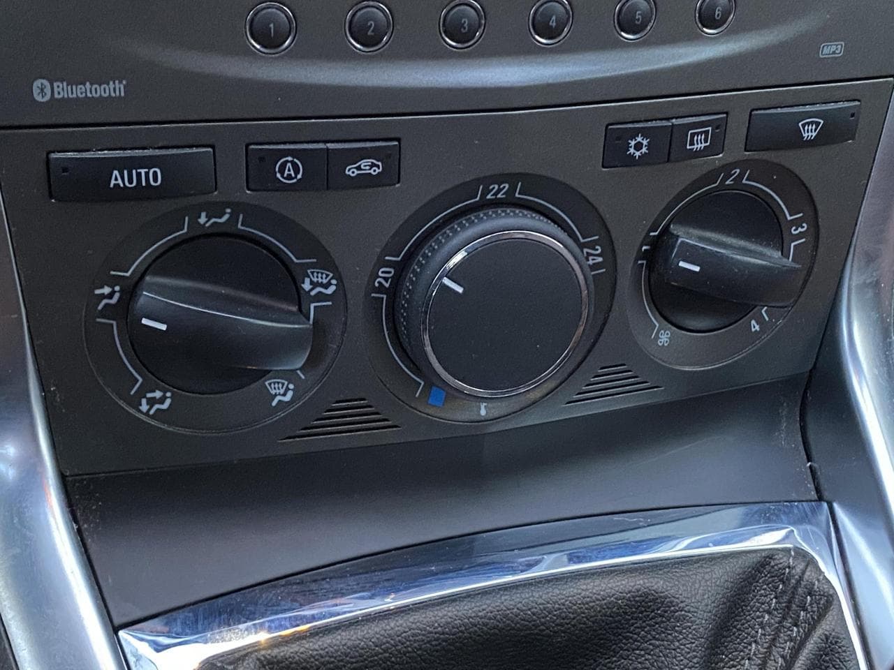 2012 Opel Antara - 13