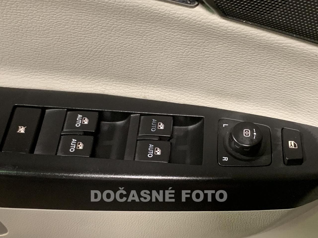 2015 Opel Antara - 18