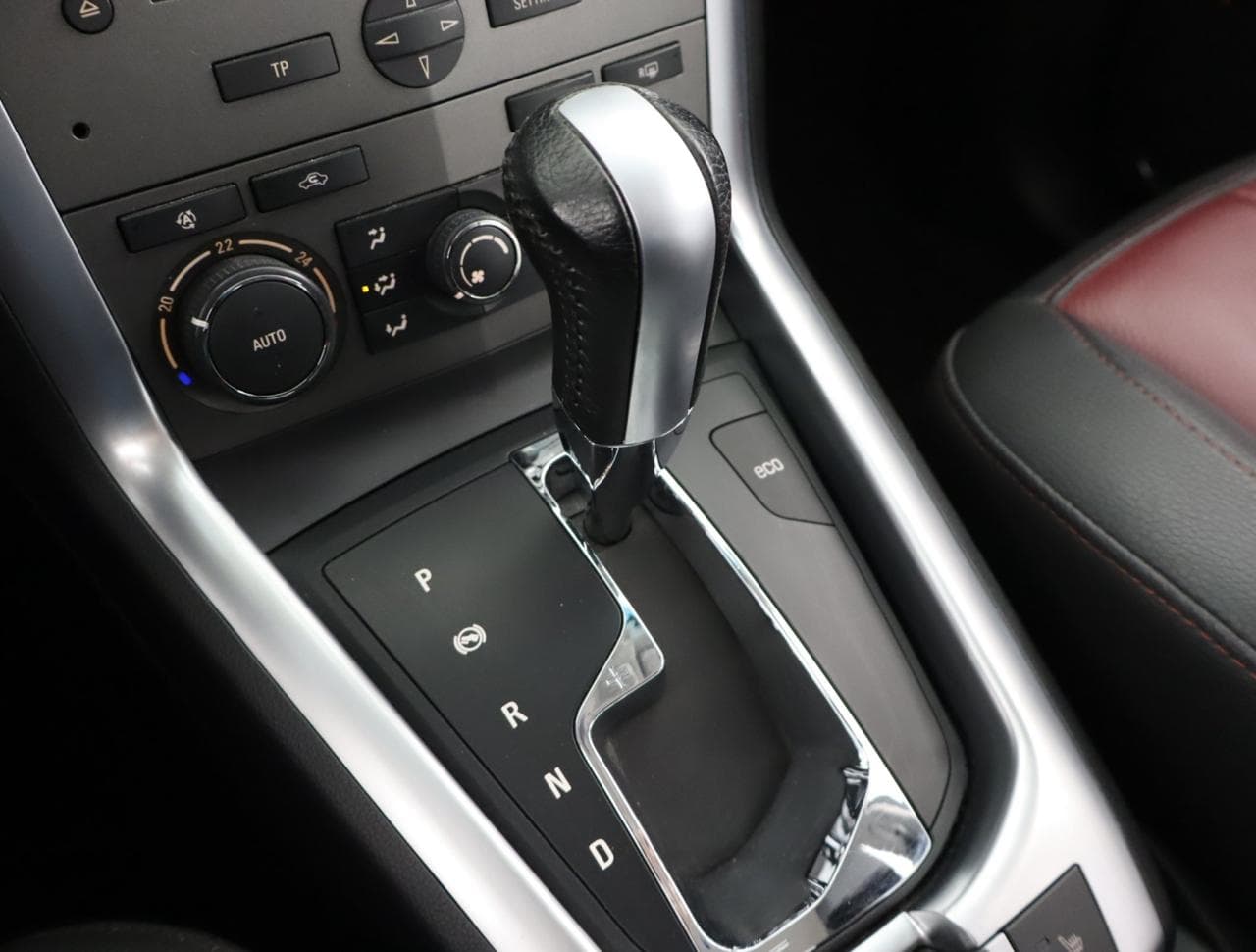 2014 Opel Antara - 37