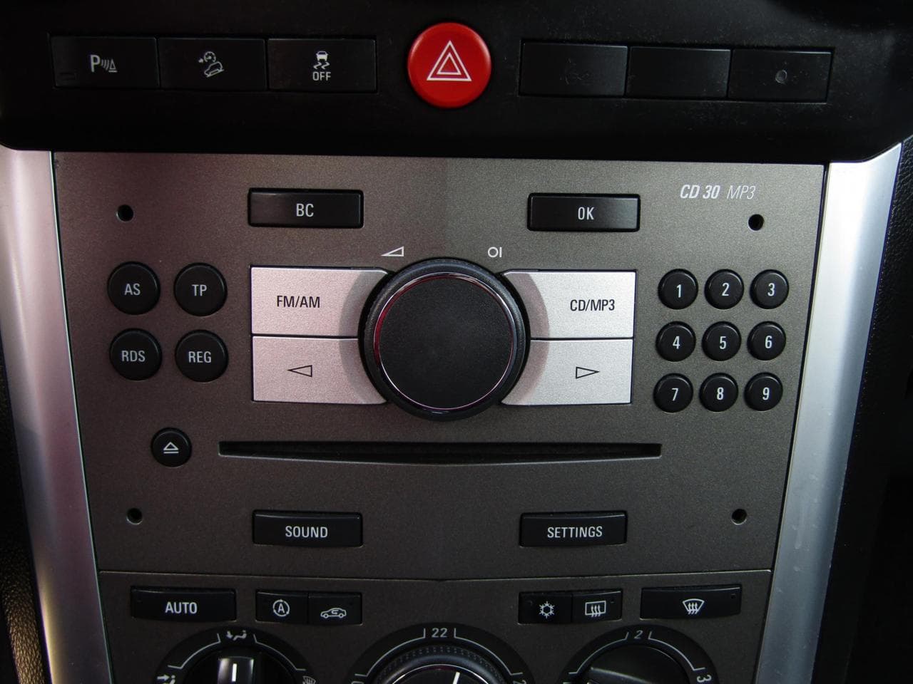 2012 Opel Antara - 29