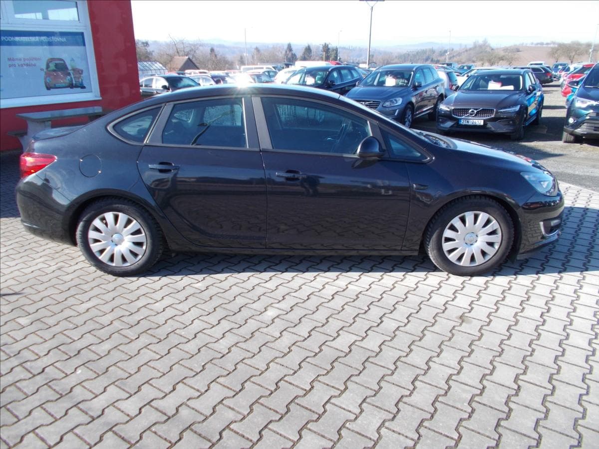 2013 Opel ASTRA - 9