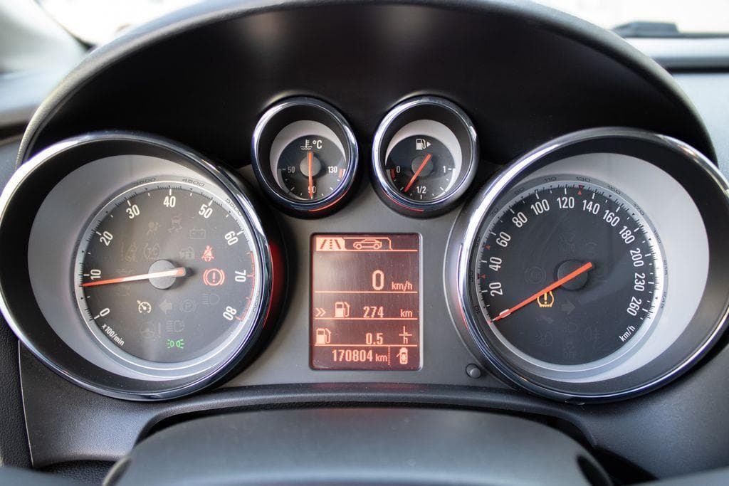 Opel ASTRA - 14