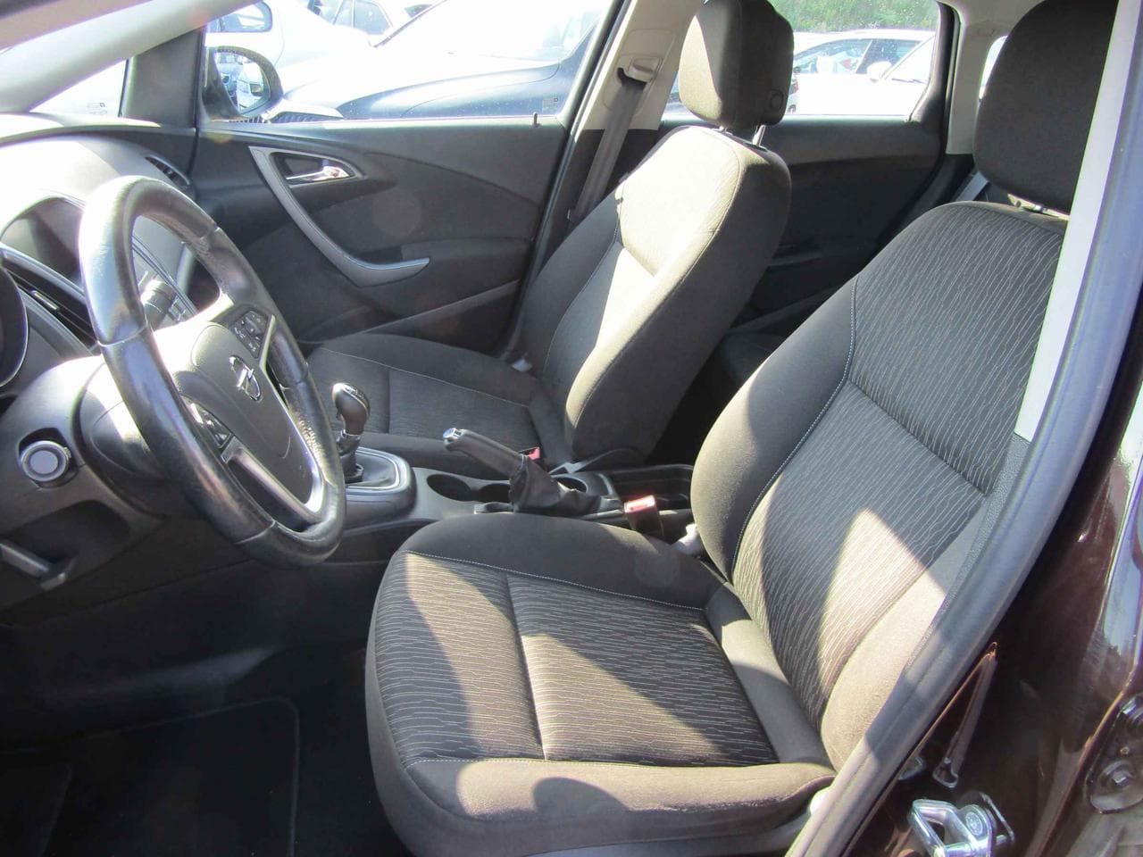 2014 Opel ASTRA - 11