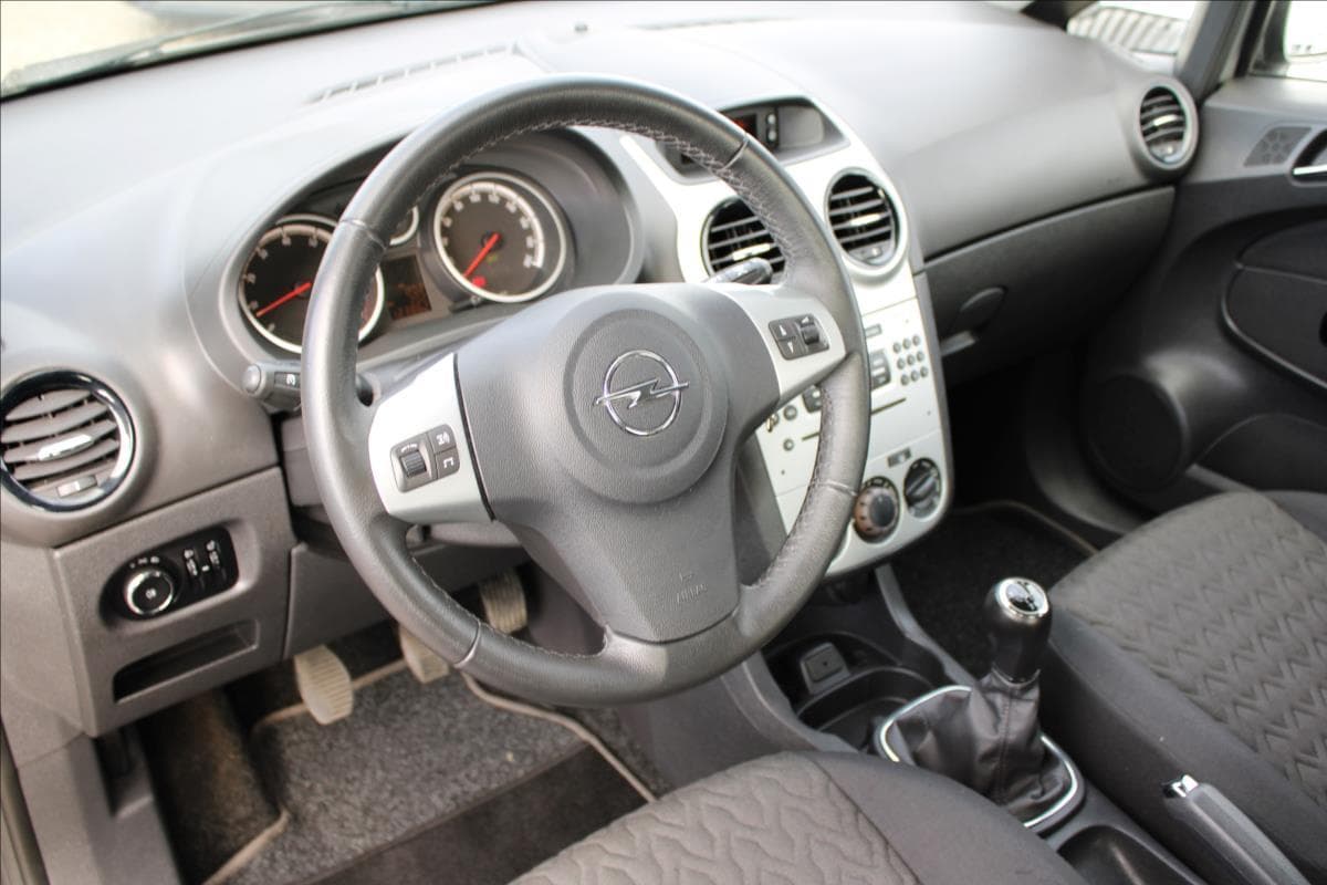 2013 Opel CORSA - 10