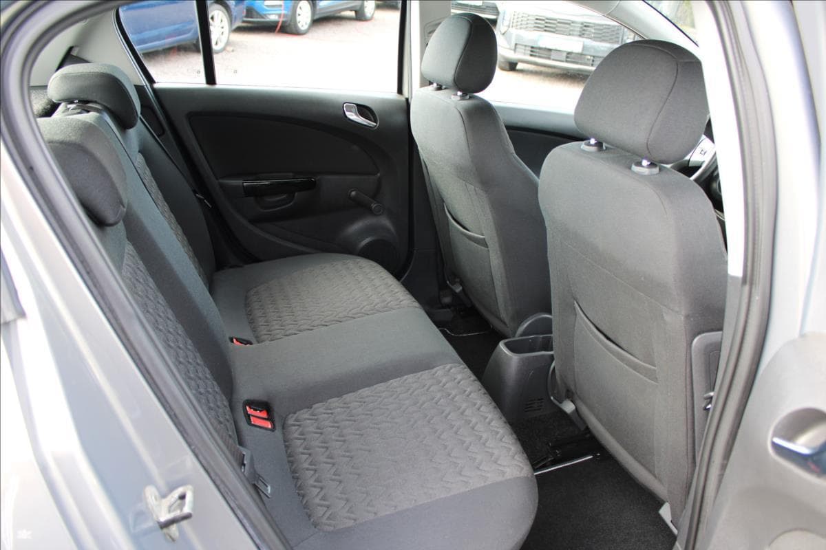 2013 Opel CORSA - 18