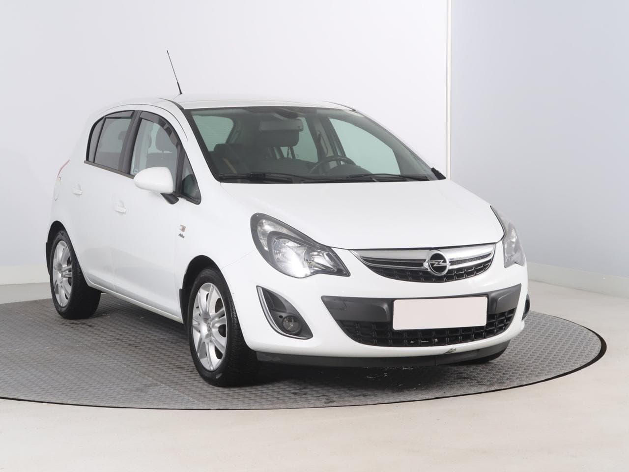 Opel Corsa 1.2 63kW hatchback