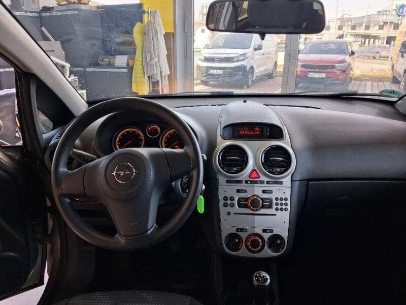 2012 Opel Corsa - 10