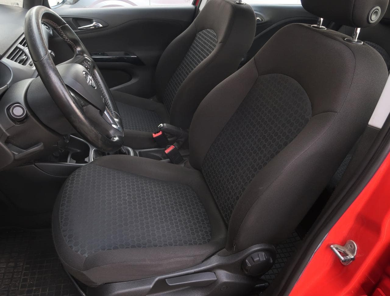 2016 Opel Corsa - 16