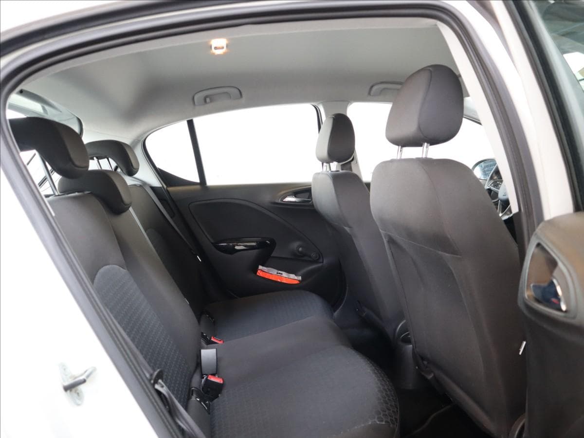 2015 Opel Corsa - 11