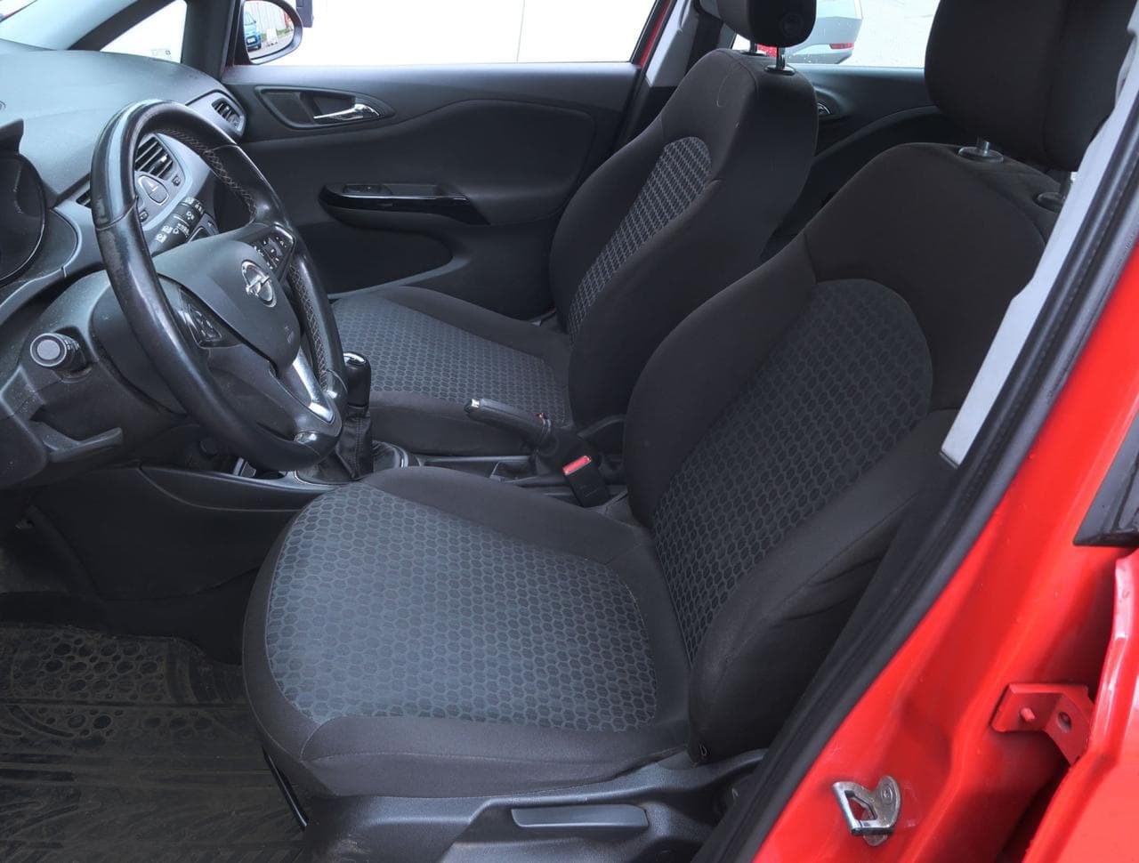 2015 Opel CORSA - 16