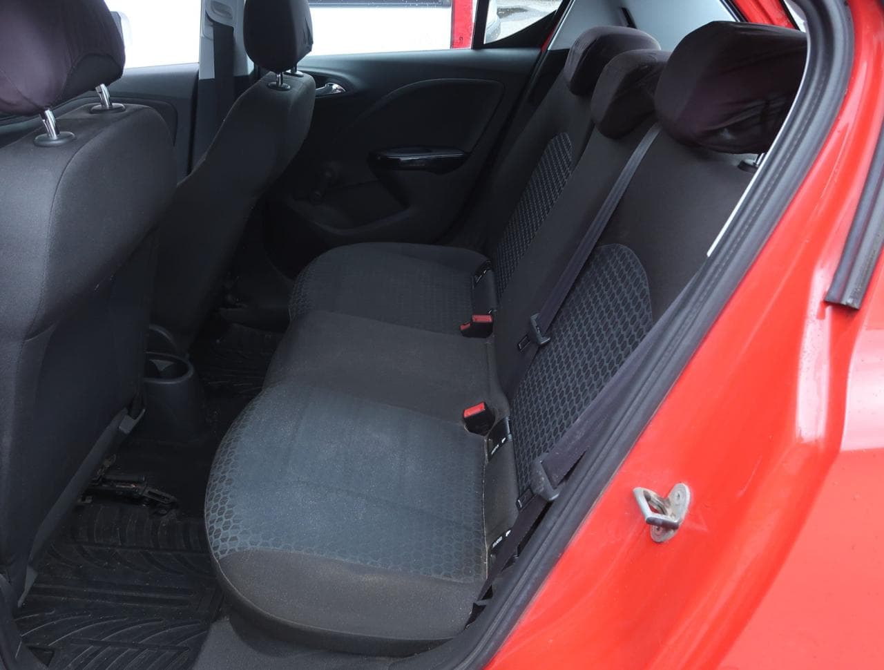 2015 Opel CORSA - 15