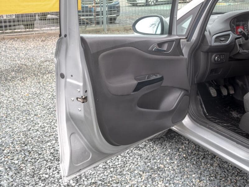 2019 Opel CORSA - 9