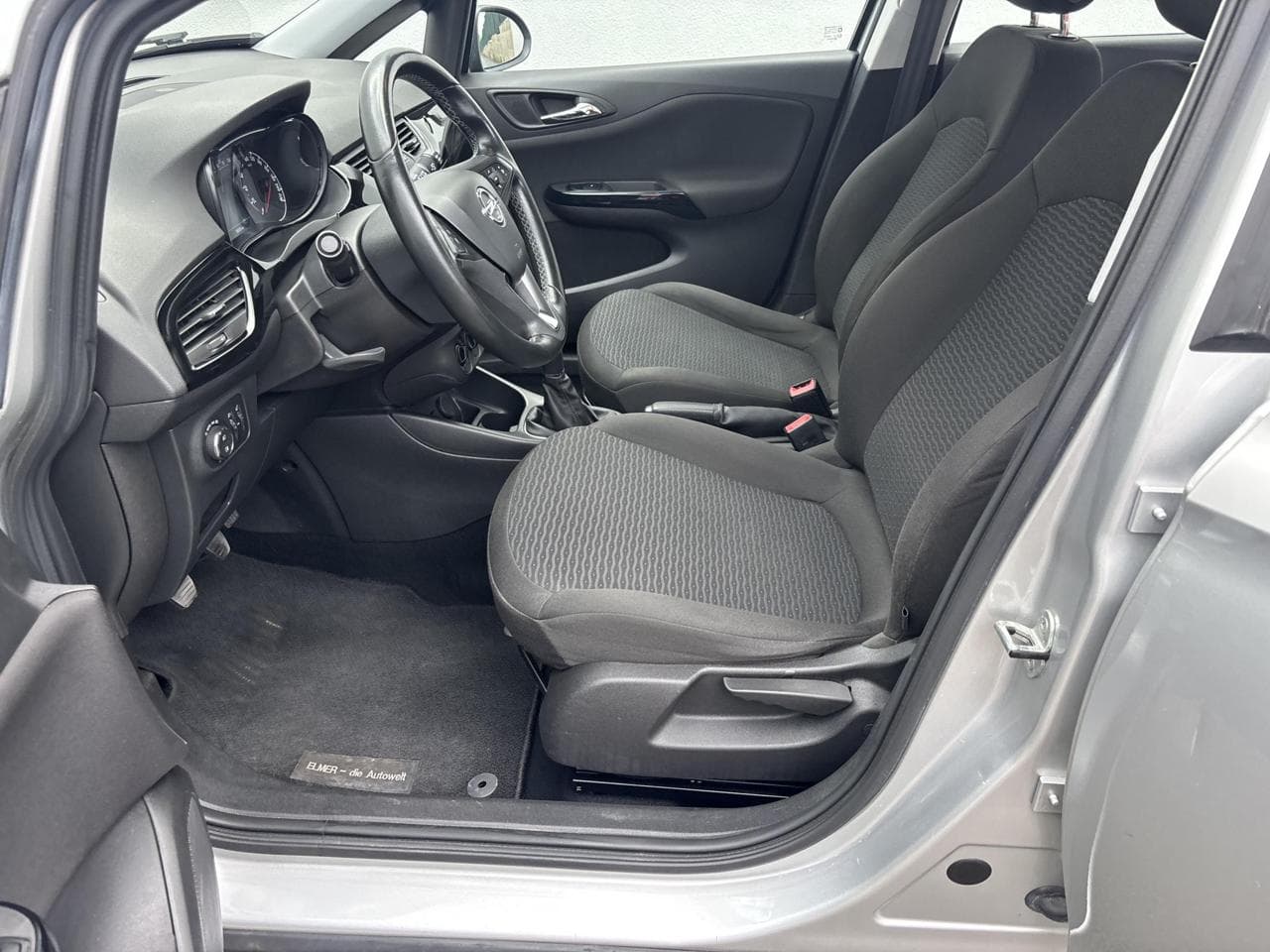 2016 Opel CORSA - 9