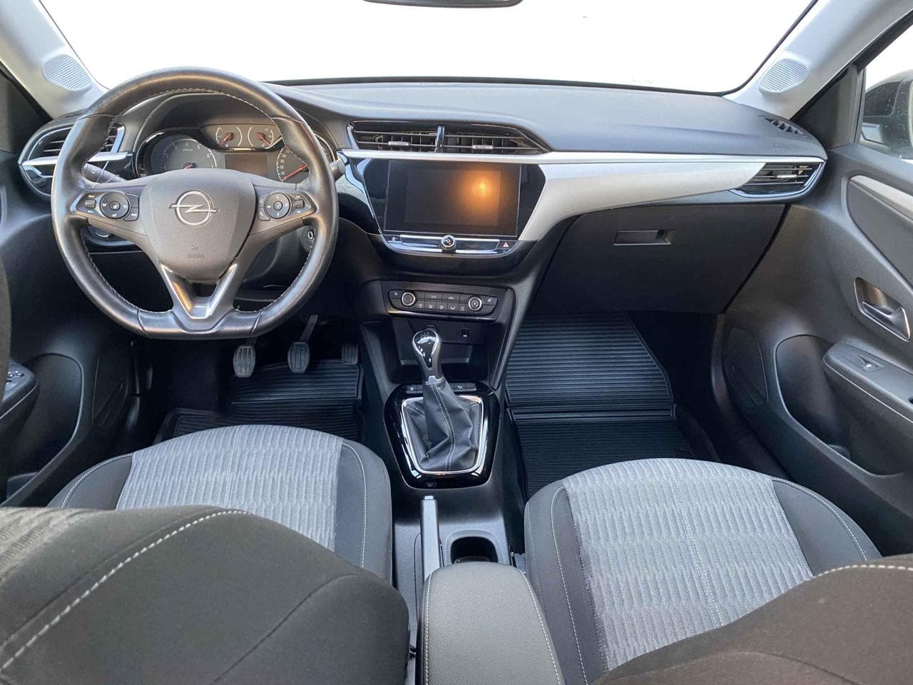 2020 Opel CORSA - 14