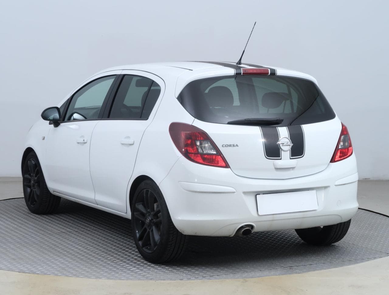 2012 Opel CORSA - 9