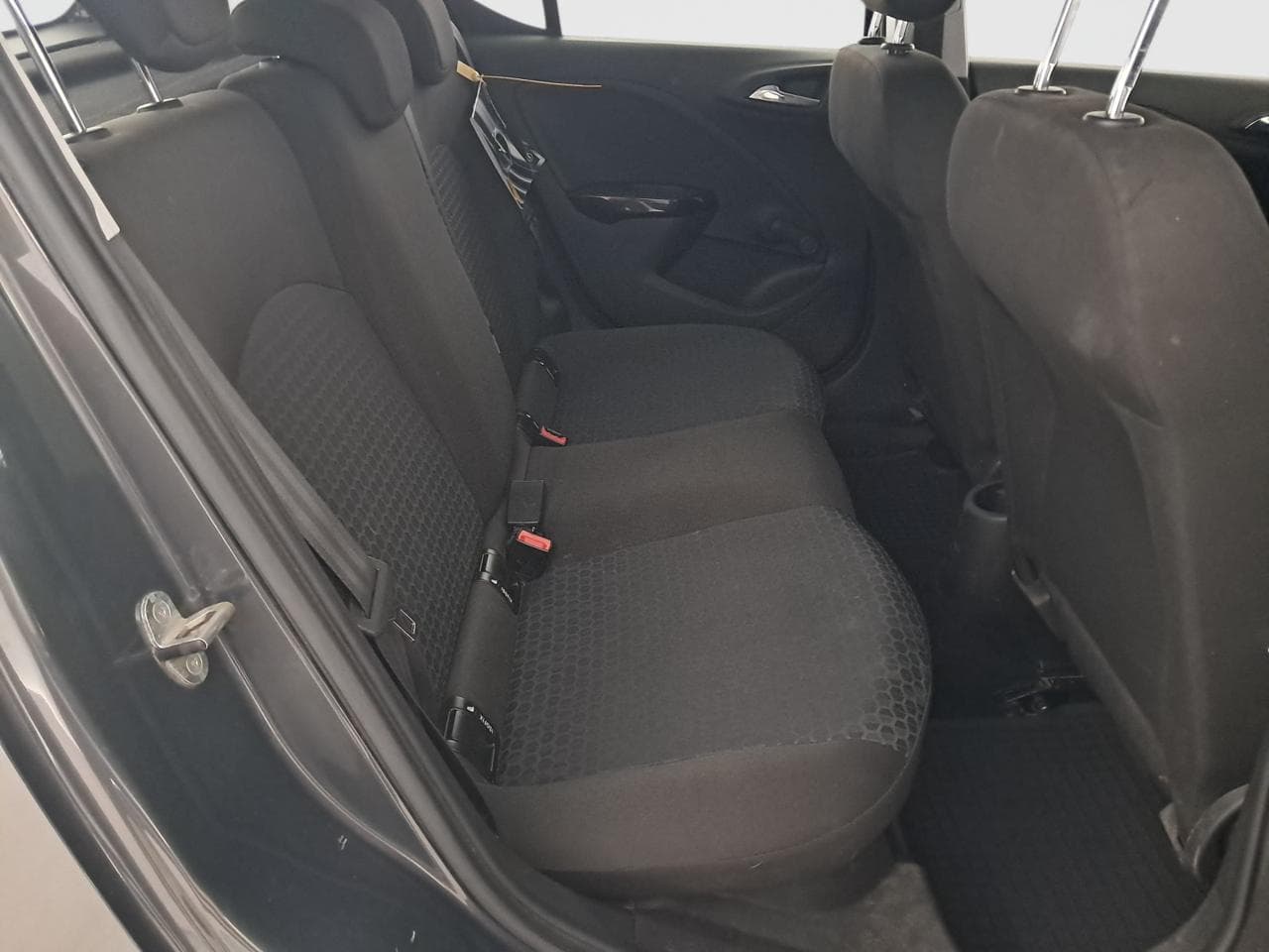 2015 Opel CORSA - 24