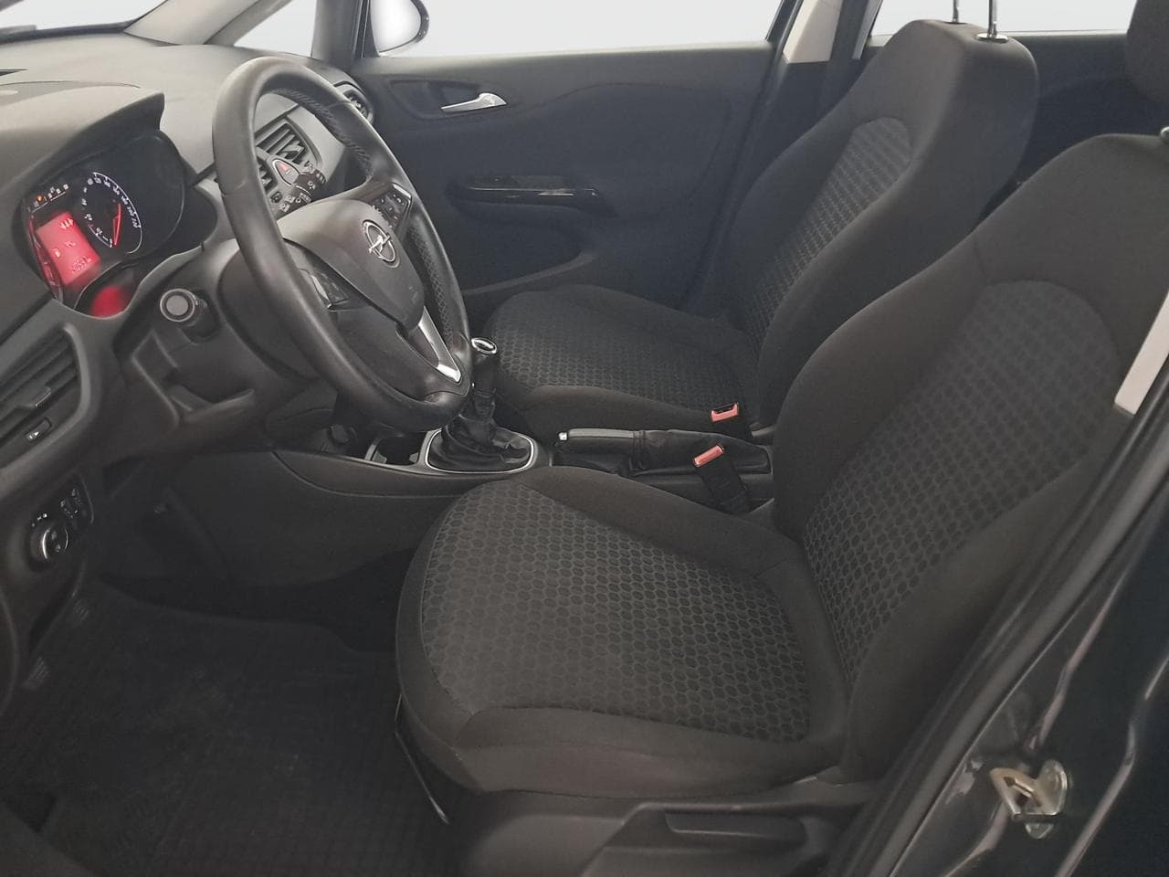 2015 Opel CORSA - 29
