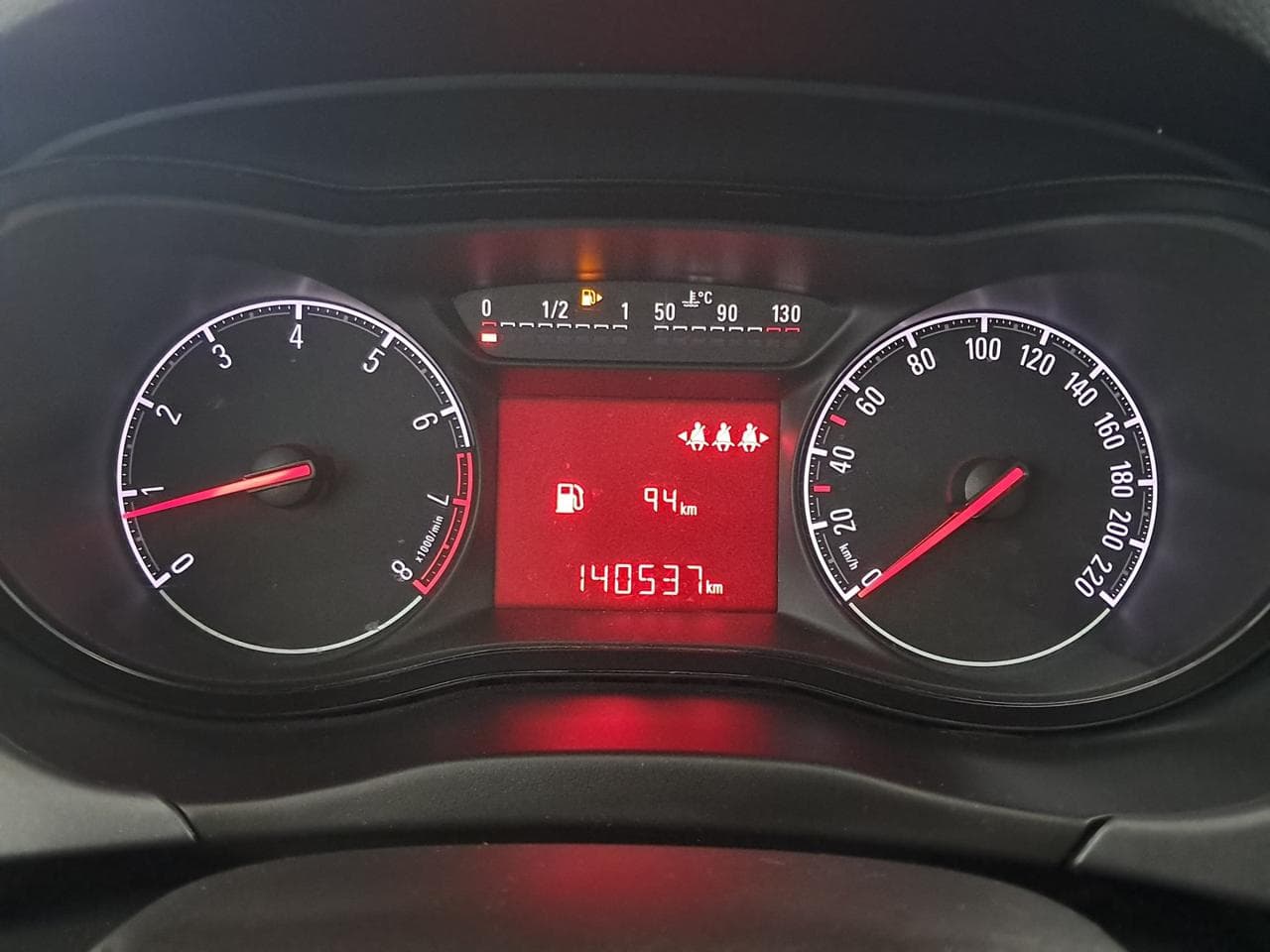 2015 Opel CORSA - 31