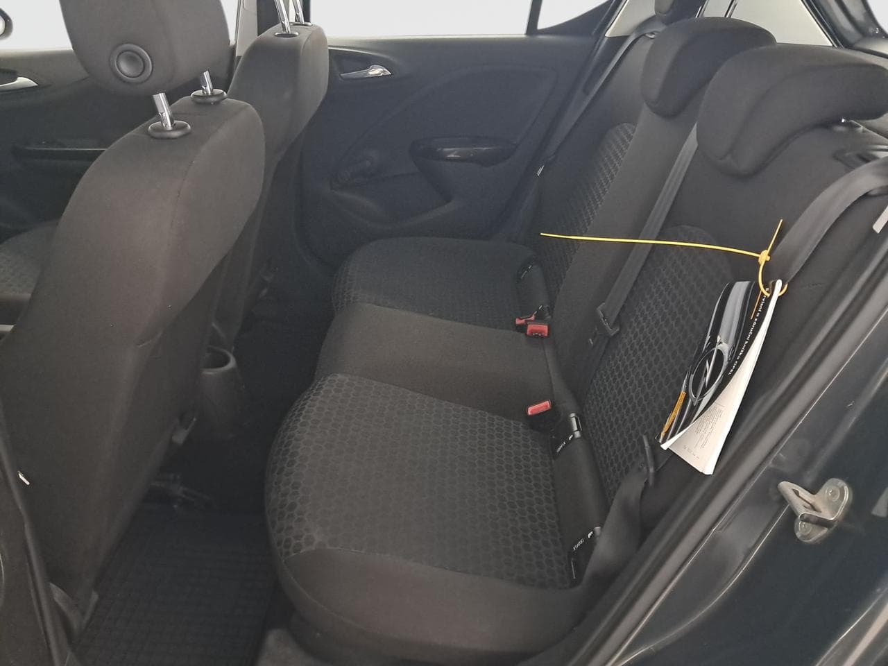 2015 Opel CORSA - 27