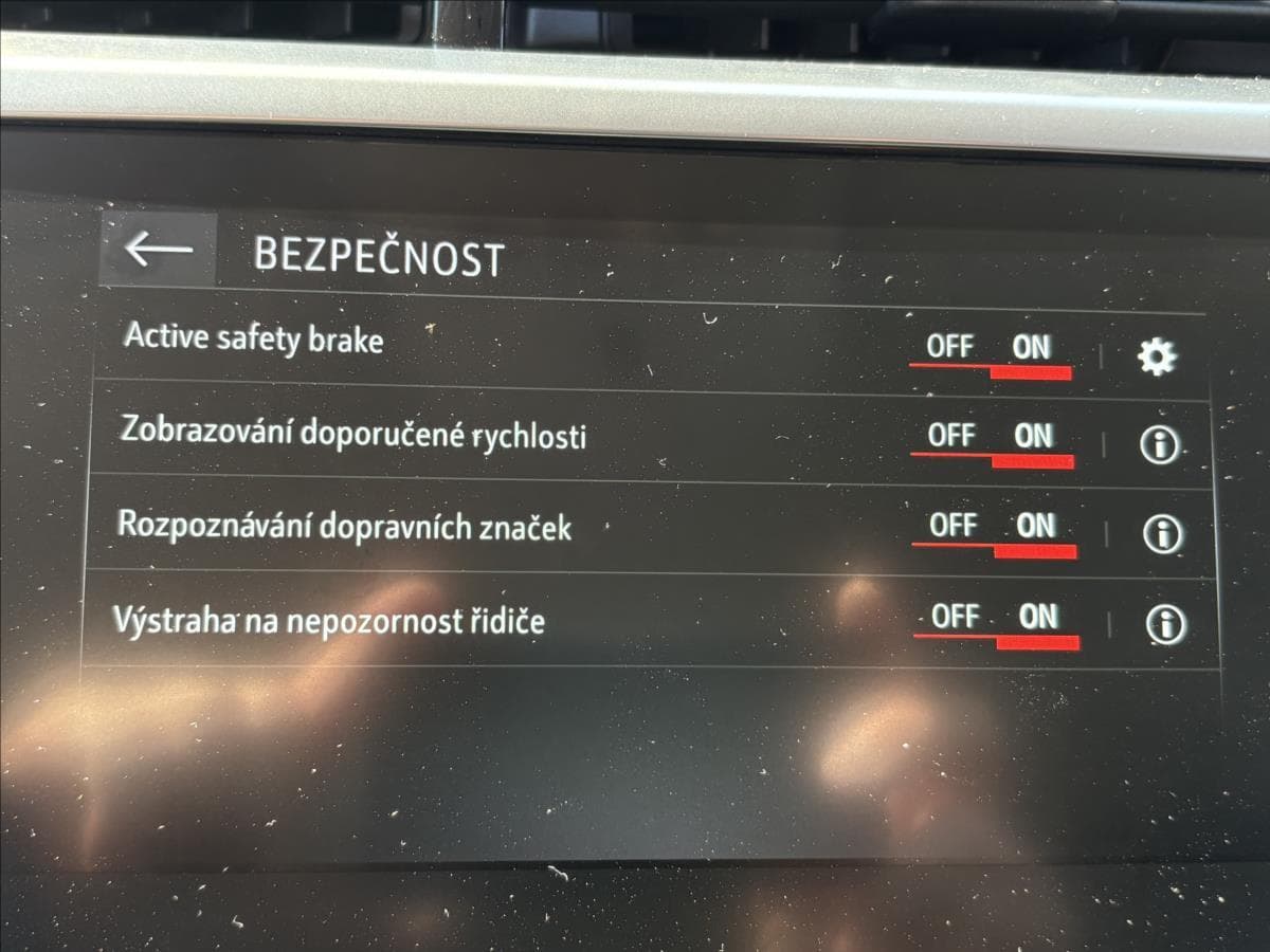 Opel CORSA - 18