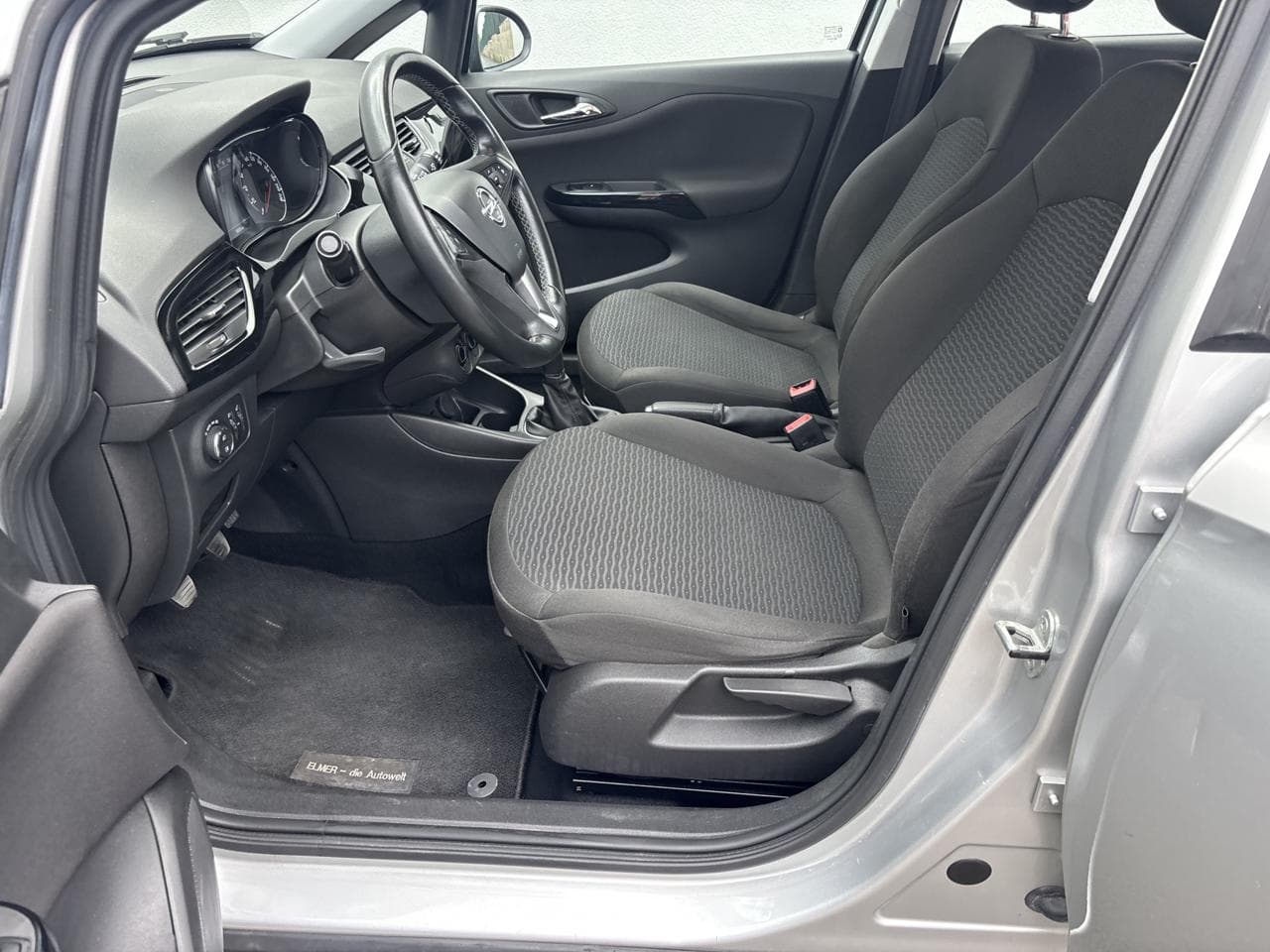 2016 Opel CORSA - 9