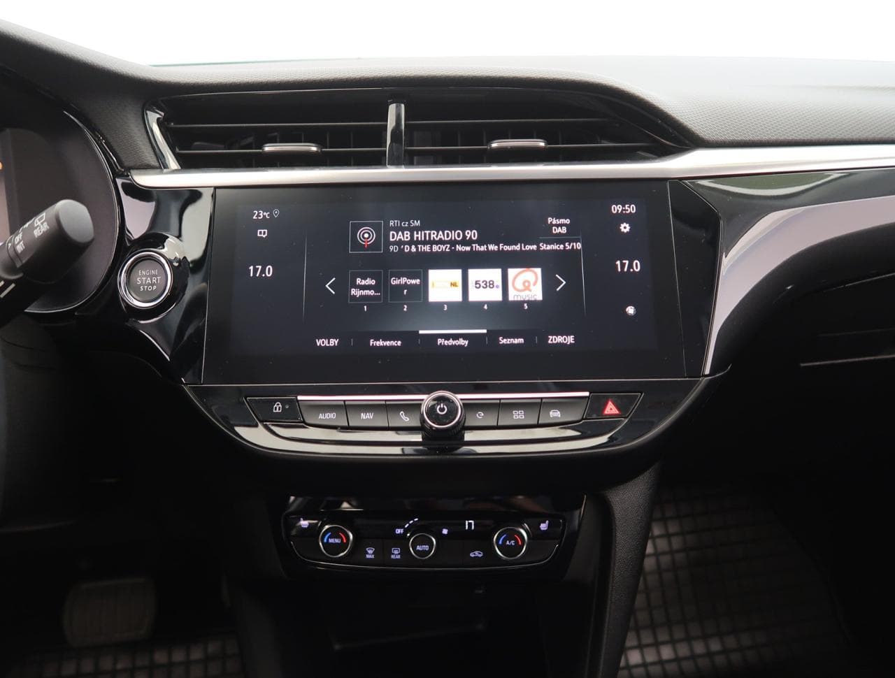 2022 Opel CORSA - 18