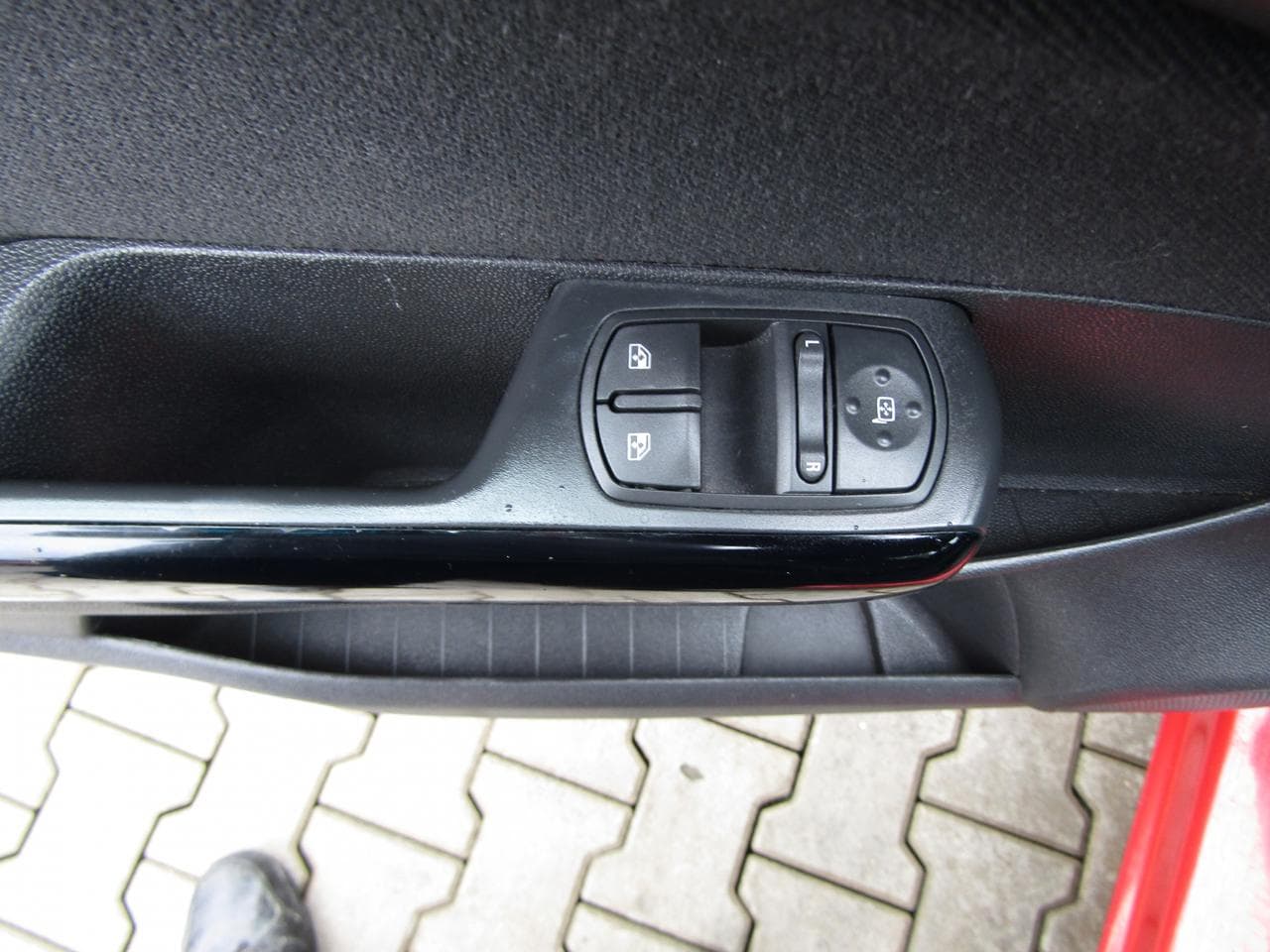 2014 Opel CORSA - 11