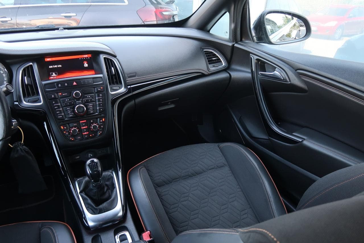 2015 Opel CASCADA - 14