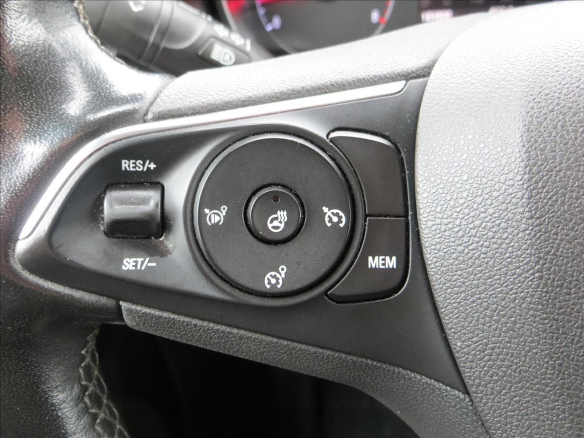 2022 Opel COMBO - 34