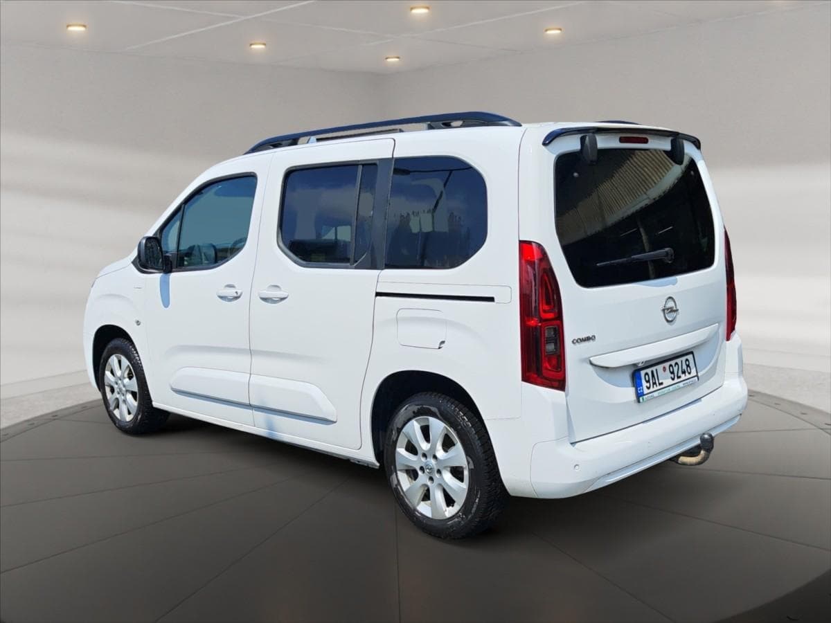 2022 Opel COMBO - 5