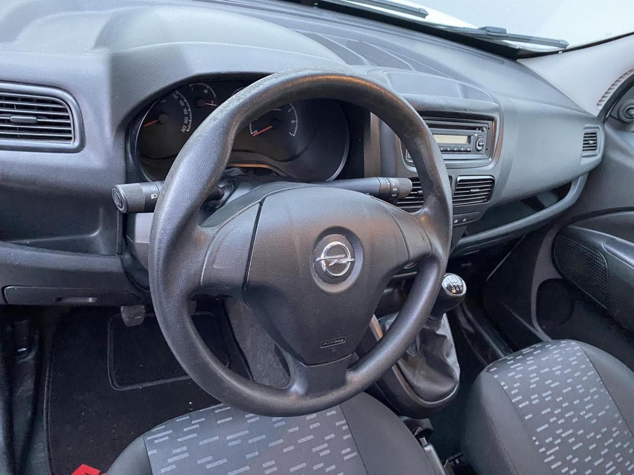 2017 Opel COMBO - 12