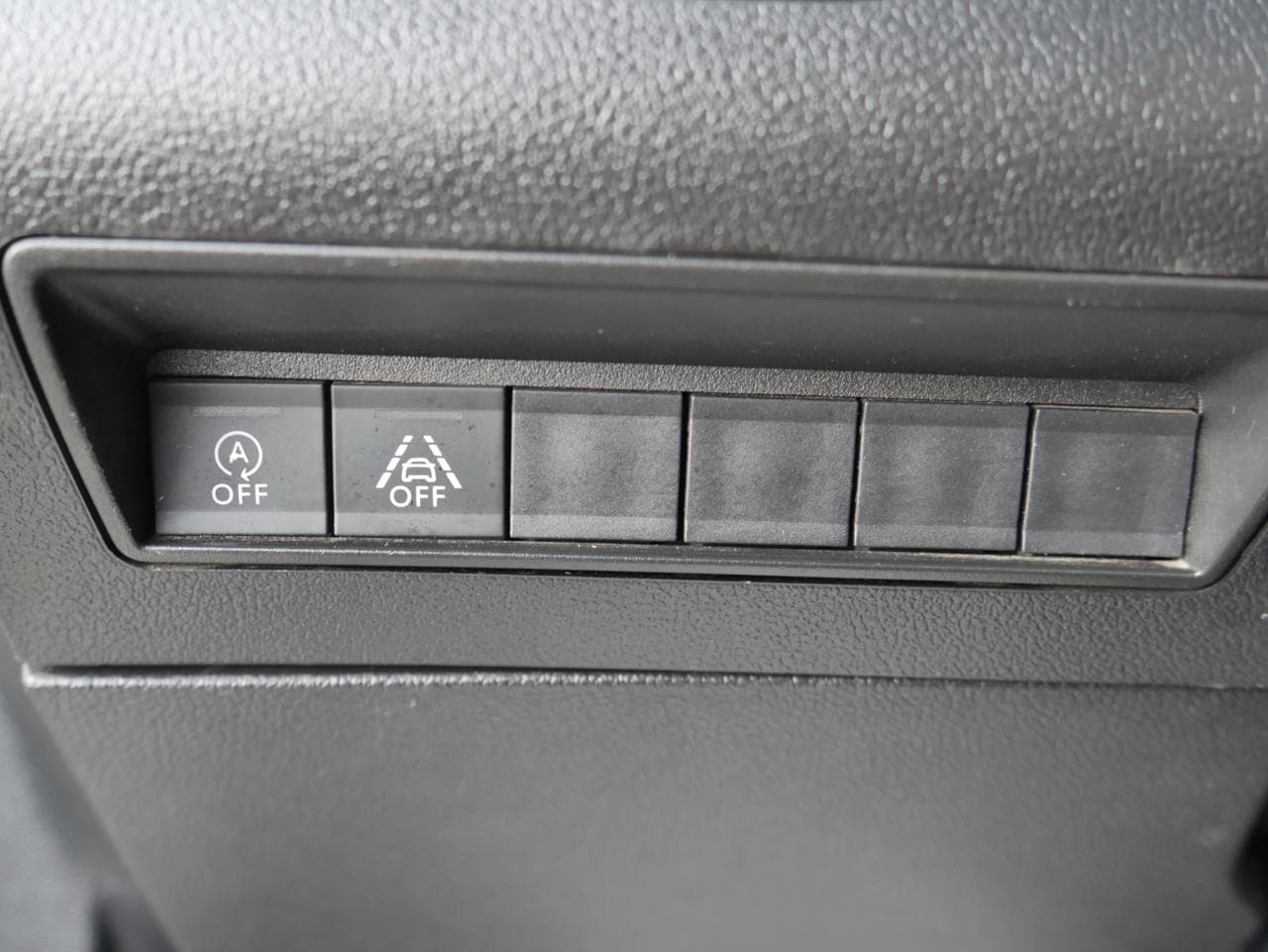2019 Opel COMBO - 18