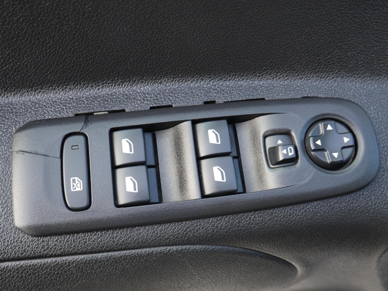 2019 Opel COMBO - 12