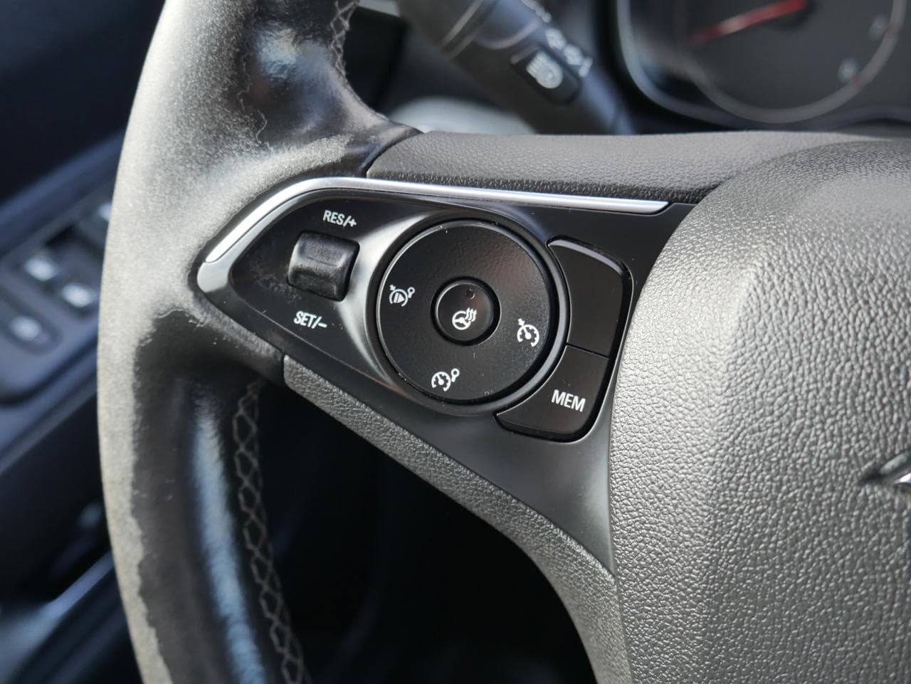 2019 Opel COMBO - 14