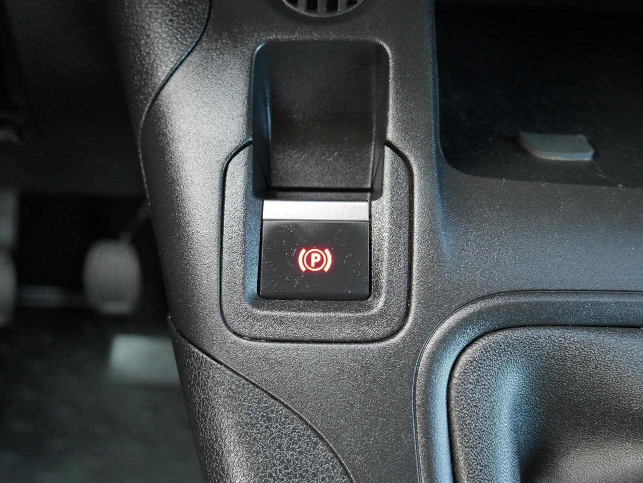 2019 Opel COMBO - 16